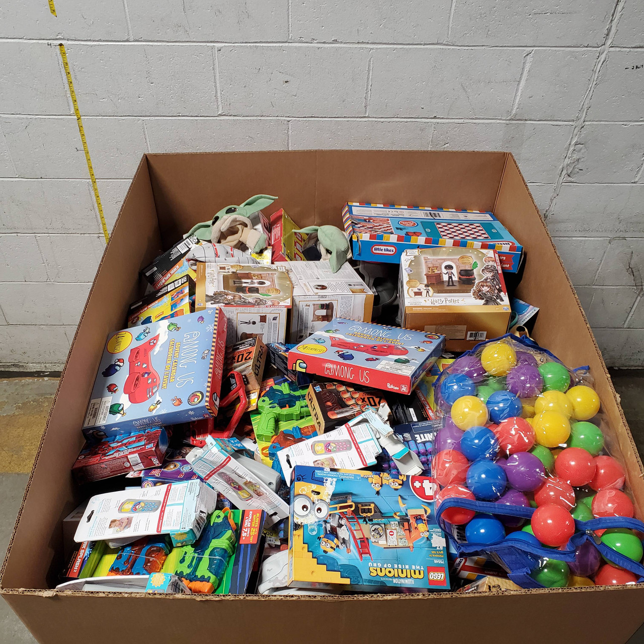 307 Units of Toys - MSRP $3,106 - Returns (Lot # 672729)