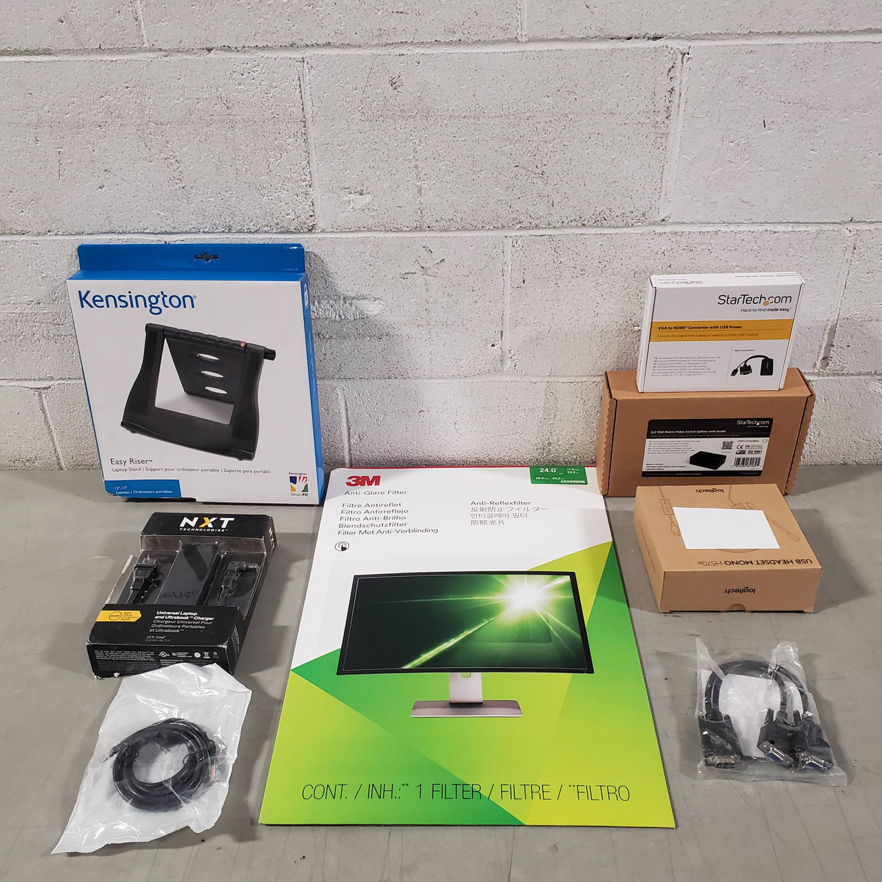 94 Units of Computer Accessories - MSRP $7,232 - Returns (Lot # 671034)