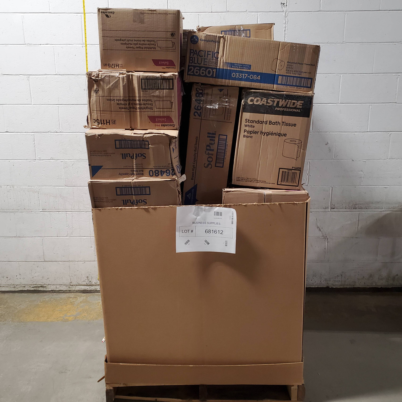 30 Units of Business Supplies MSRP 2,260 Returns (Lot 681612