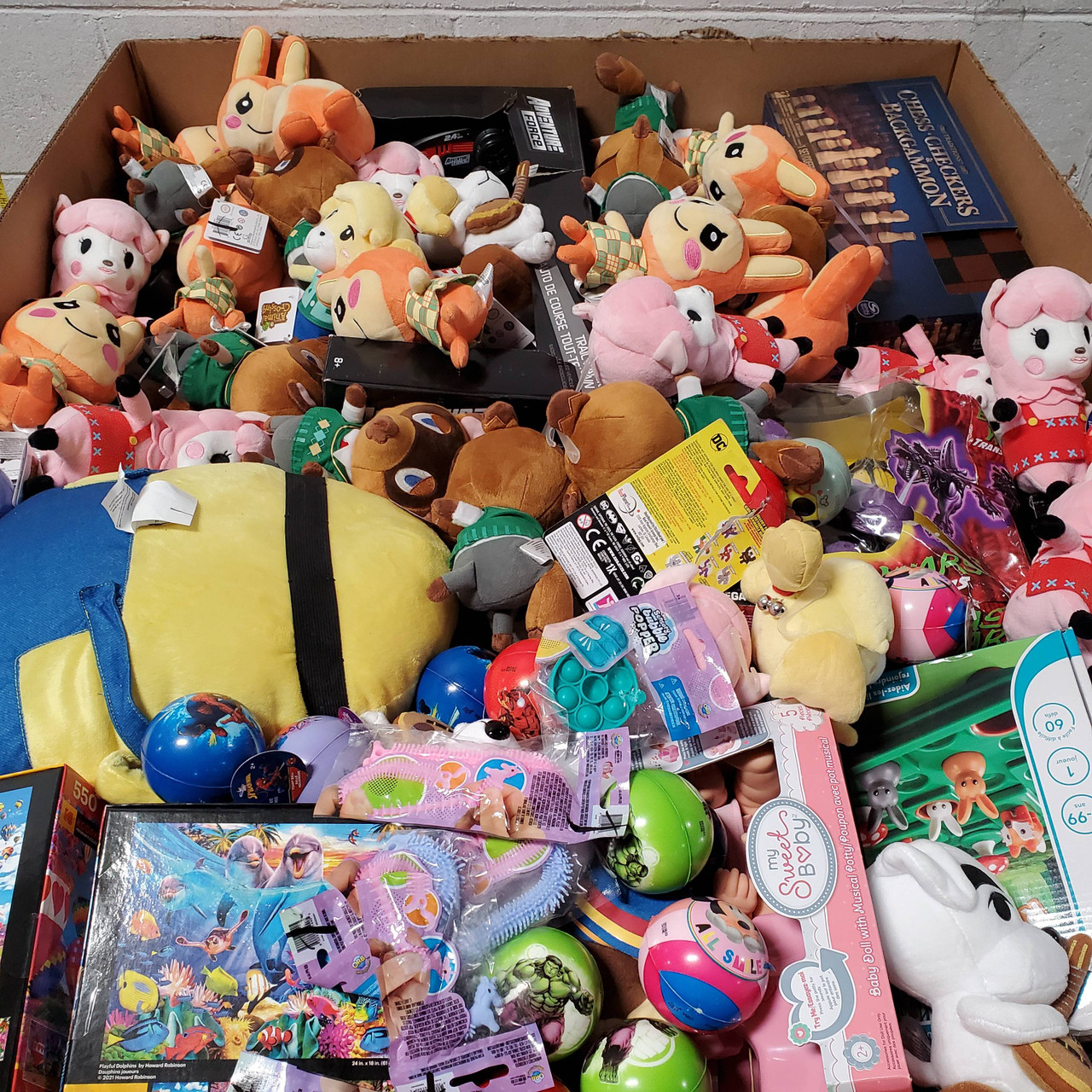 388 Units of Toys - MSRP $4,712 - Returns (Lot # 679350)