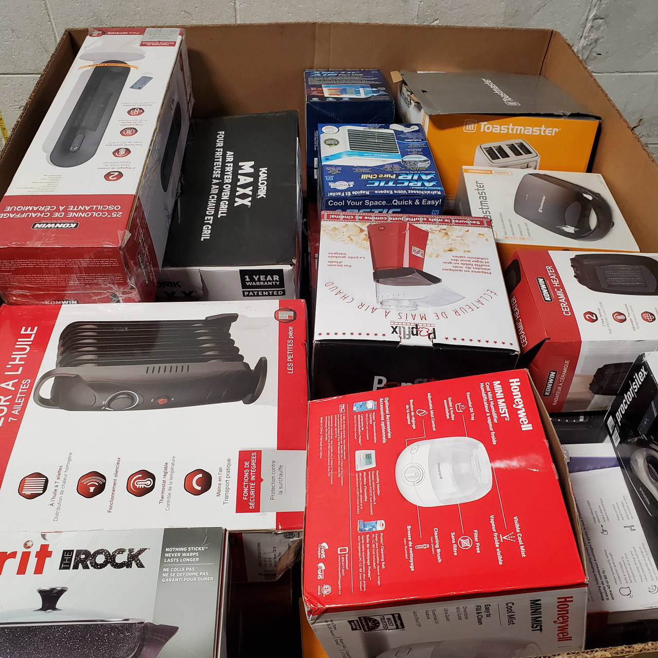 28 Units of Small Appliances - MSRP $2,331 - Returns (Lot # 679445)