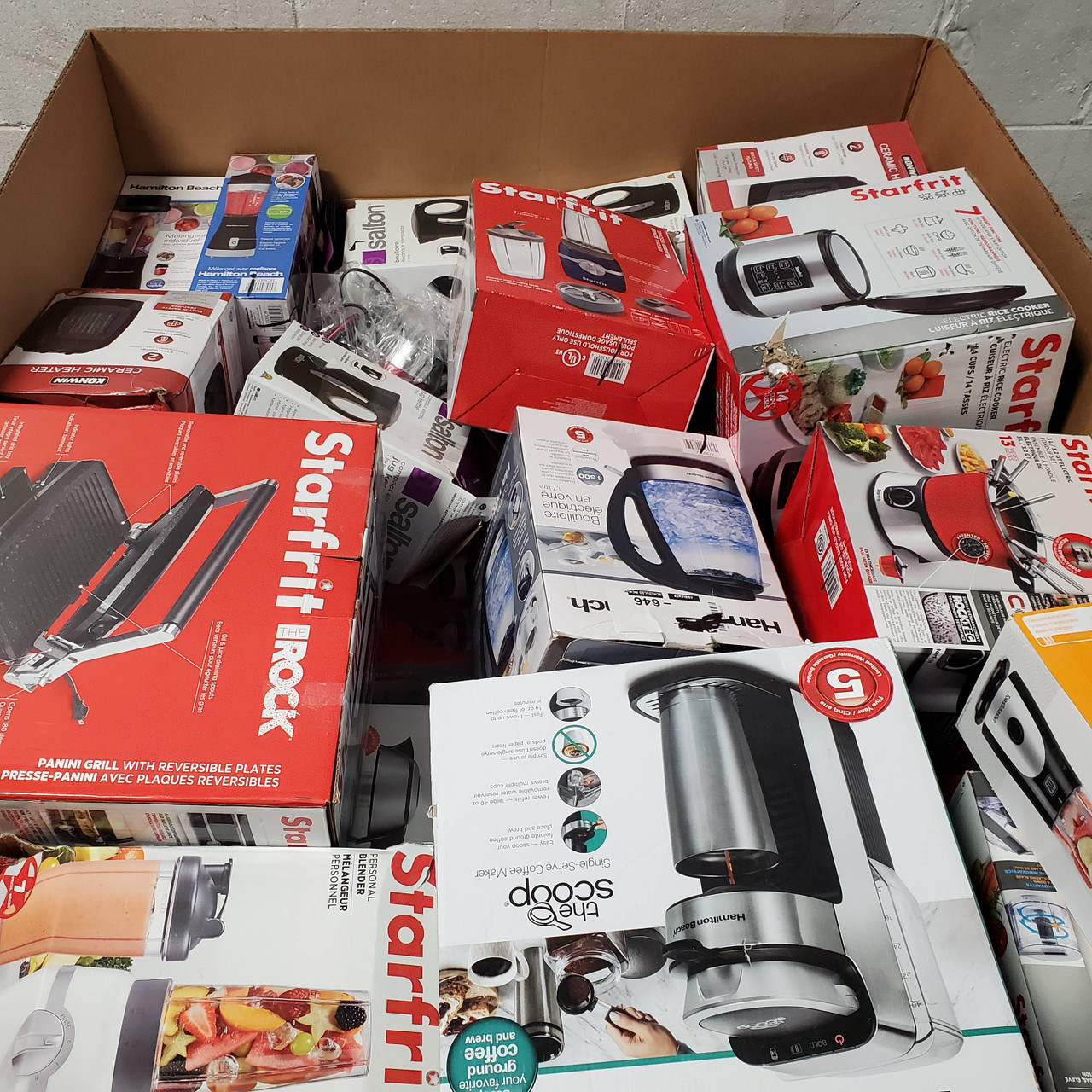 52 units of Small Appliances - MSRP $2,424 - Returns (Lot # 680729)