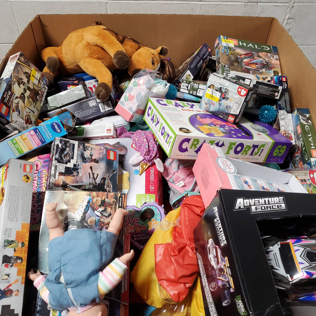 124 units of Toys - MSRP $3,152 - Returns (Lot # 682233)