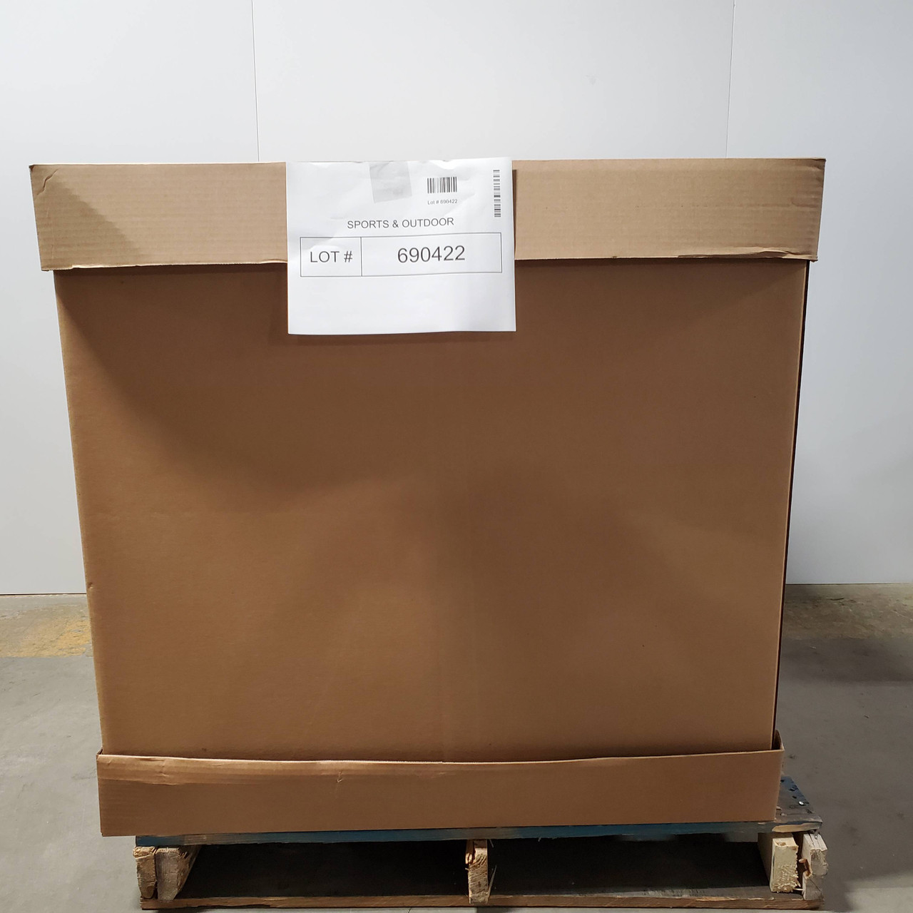 312 units of Sports & Outdoor - MSRP $4,893 - Returns (Lot # 690422)