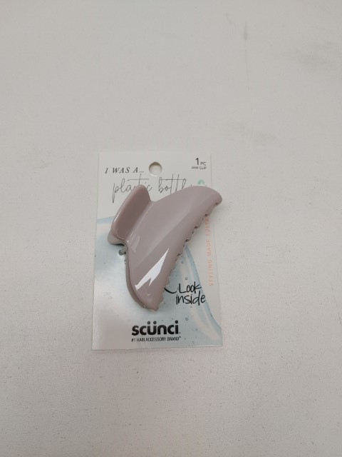 40 Units of Scunci I Am Recycled Plastic Bottle JawClip - 1ea - MSRP $200 - Like New (Lot # LK635835)