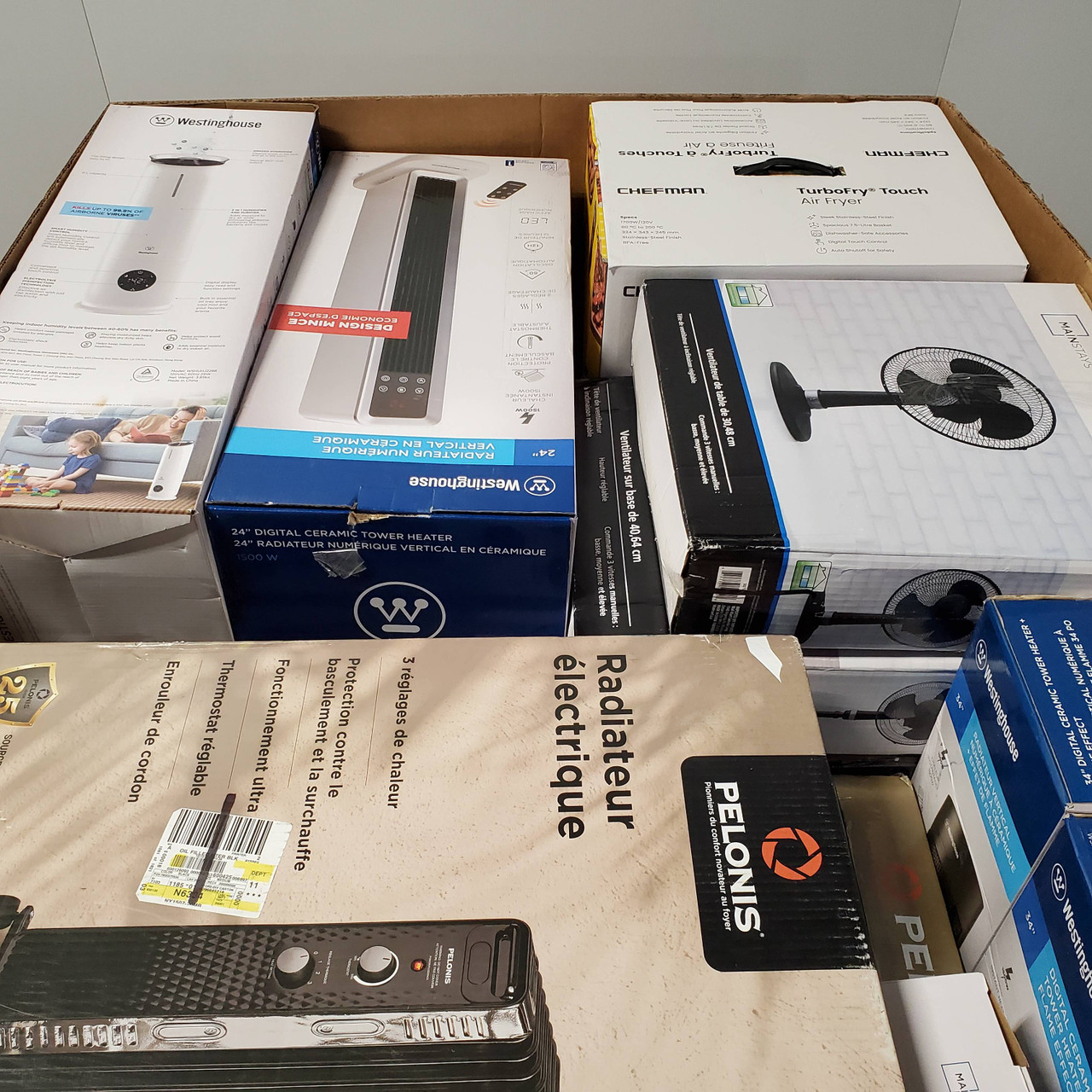 25 units of Small Appliances - MSRP $2,680 - Returns (Lot # 696438)