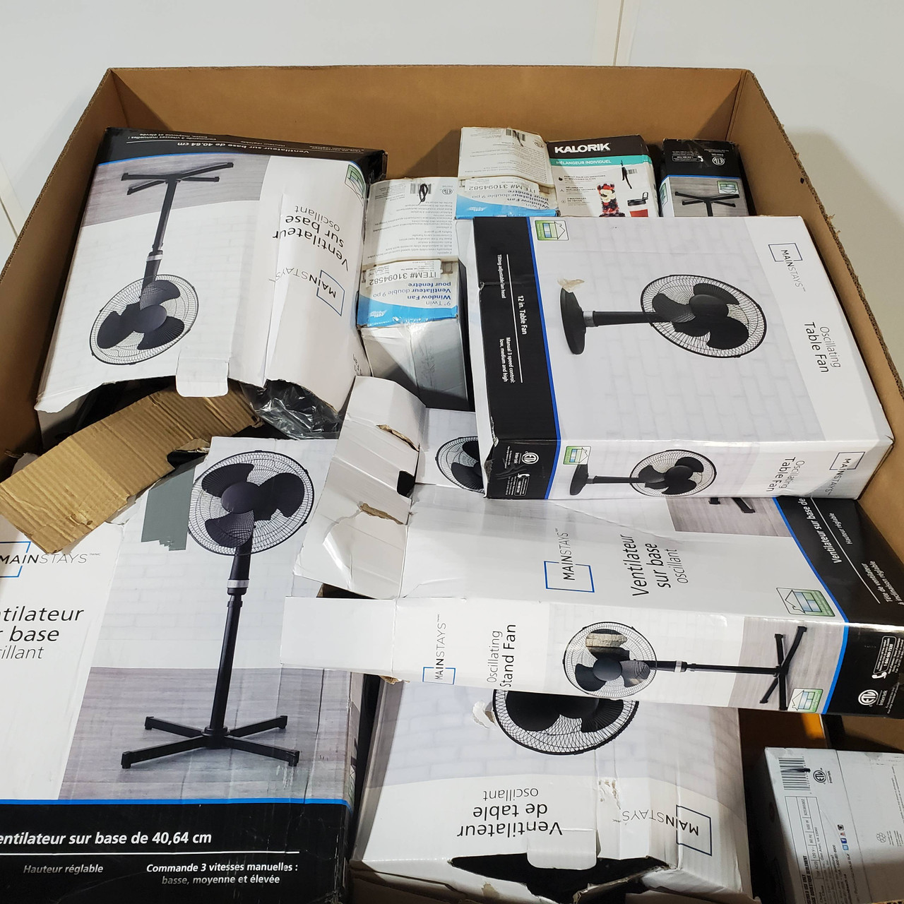 26 units of Small Appliances - MSRP $1,161 - Returns (Lot # 702426)
