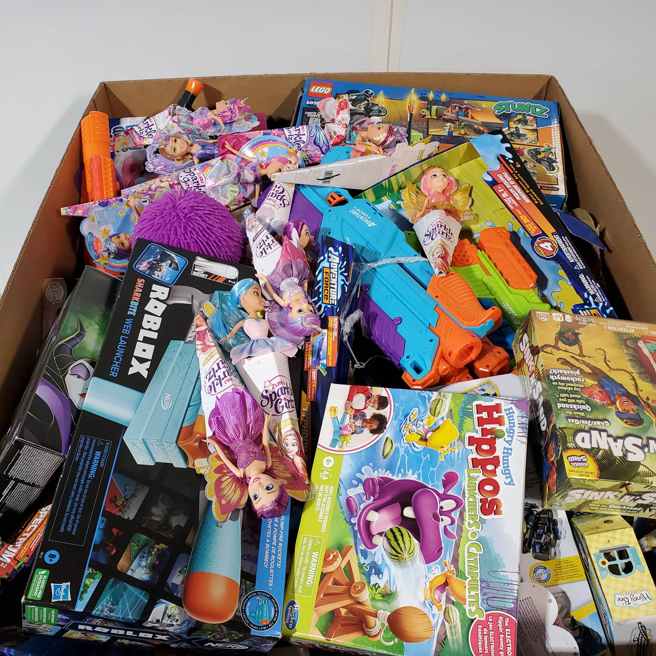 187 units of Toys - MSRP $3,211 - Returns (Lot # 703630)