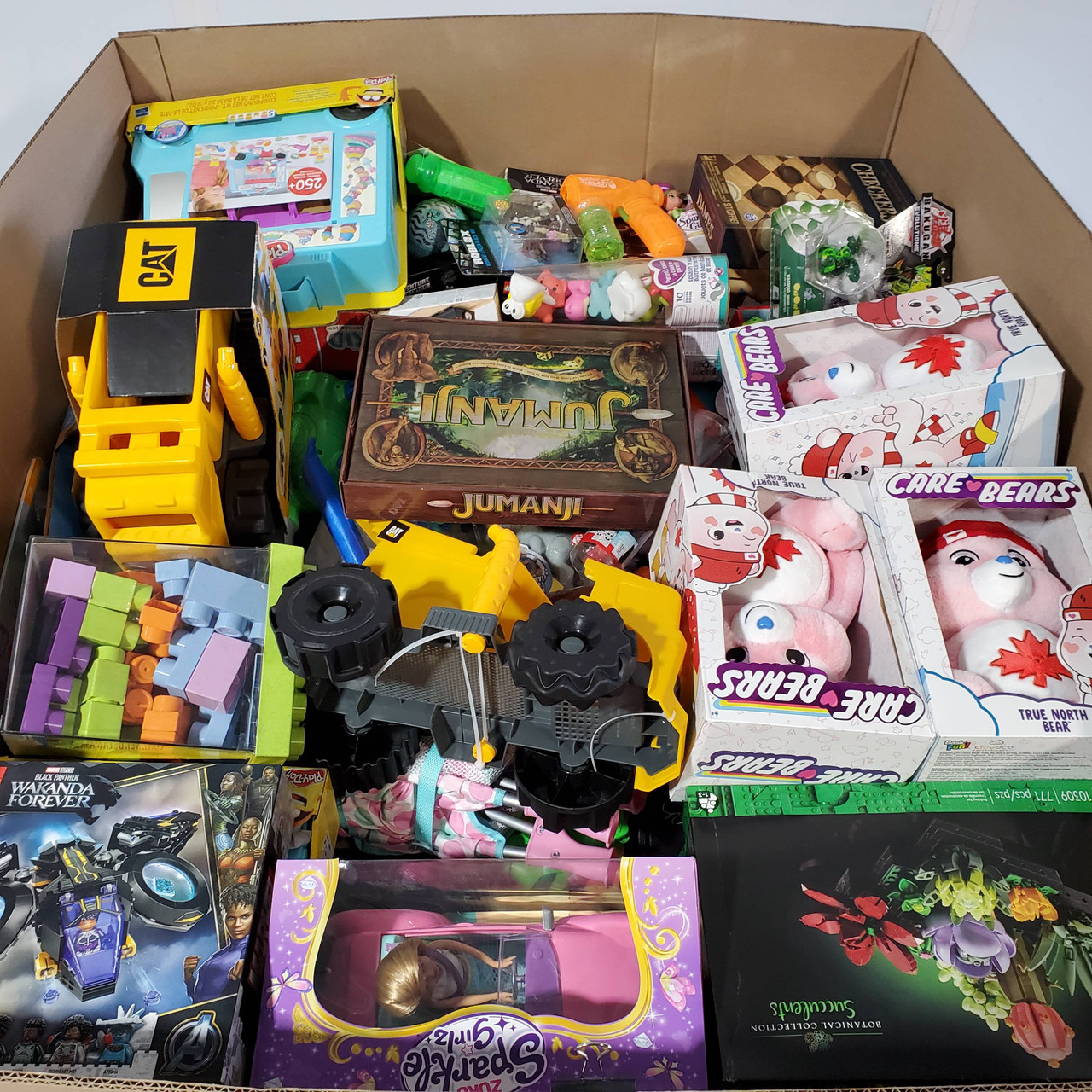 190 units of Toys - MSRP $4,314 - Returns (Lot # 710315)
