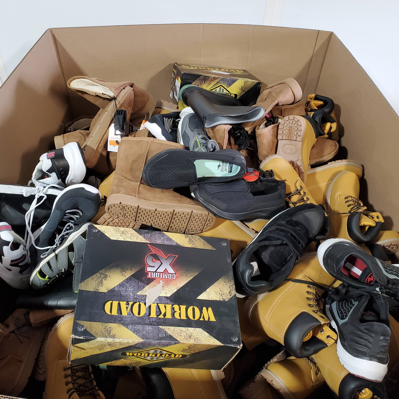 113 units of Shoes (pair) - MSRP $3,276 - Returns (Lot # 710530)