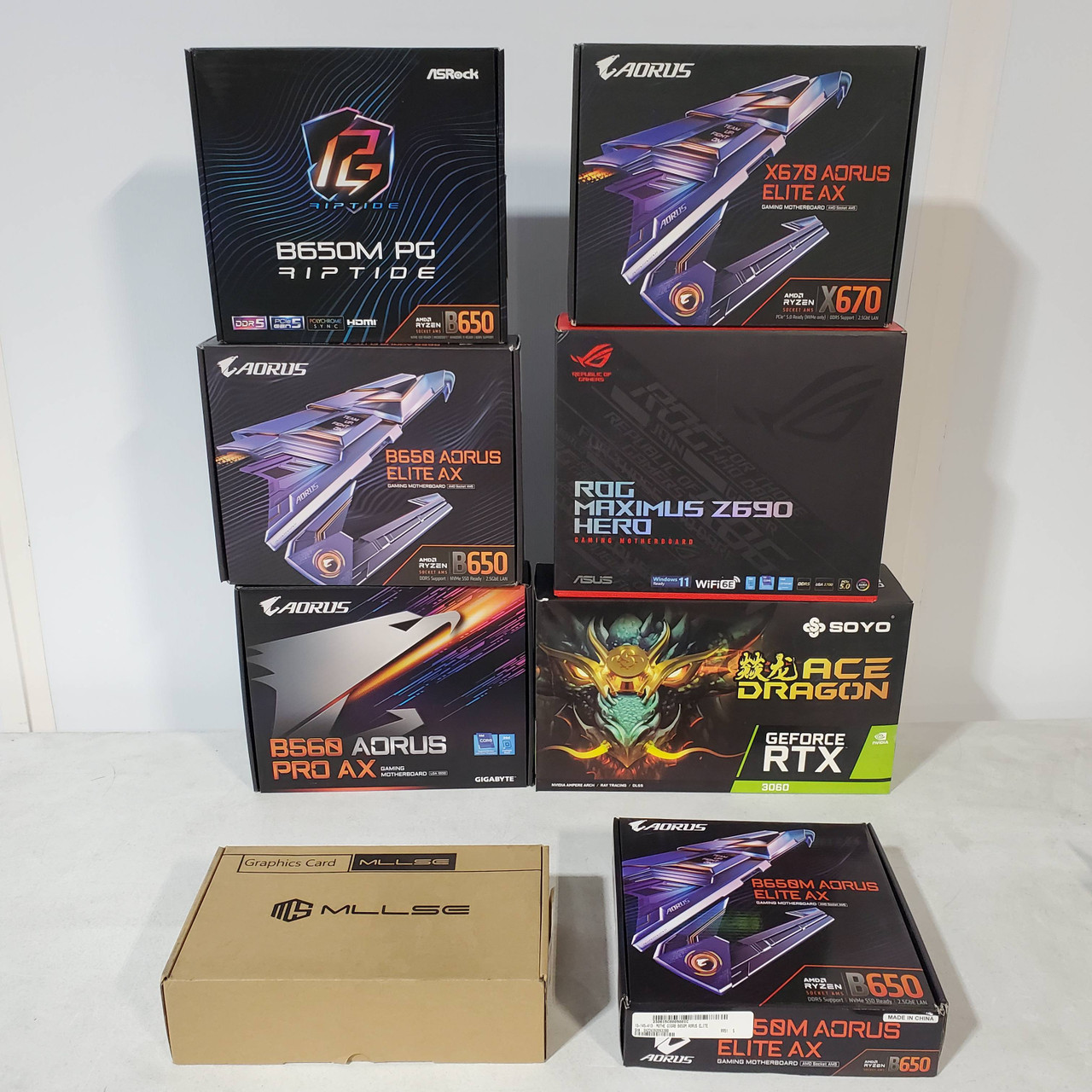15 units of High Value Computer Components - High Value - MSRP $5,151 - Salvage (Lot # 717964)
