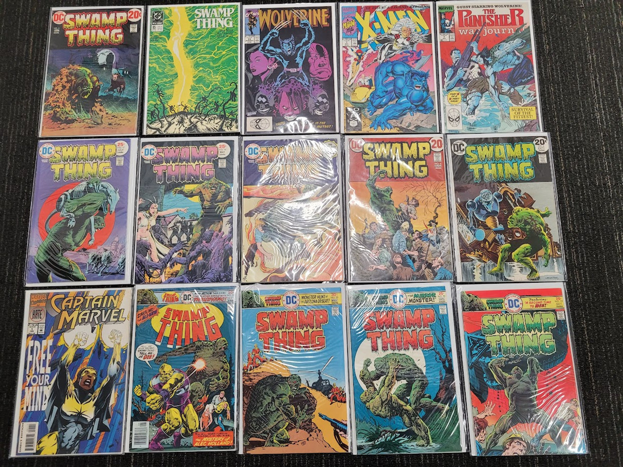 118 units of Comic Books (Swamp Thing, TMNT, Batman & More) - MSRP $1,512 - Like New (Lot # 727603)