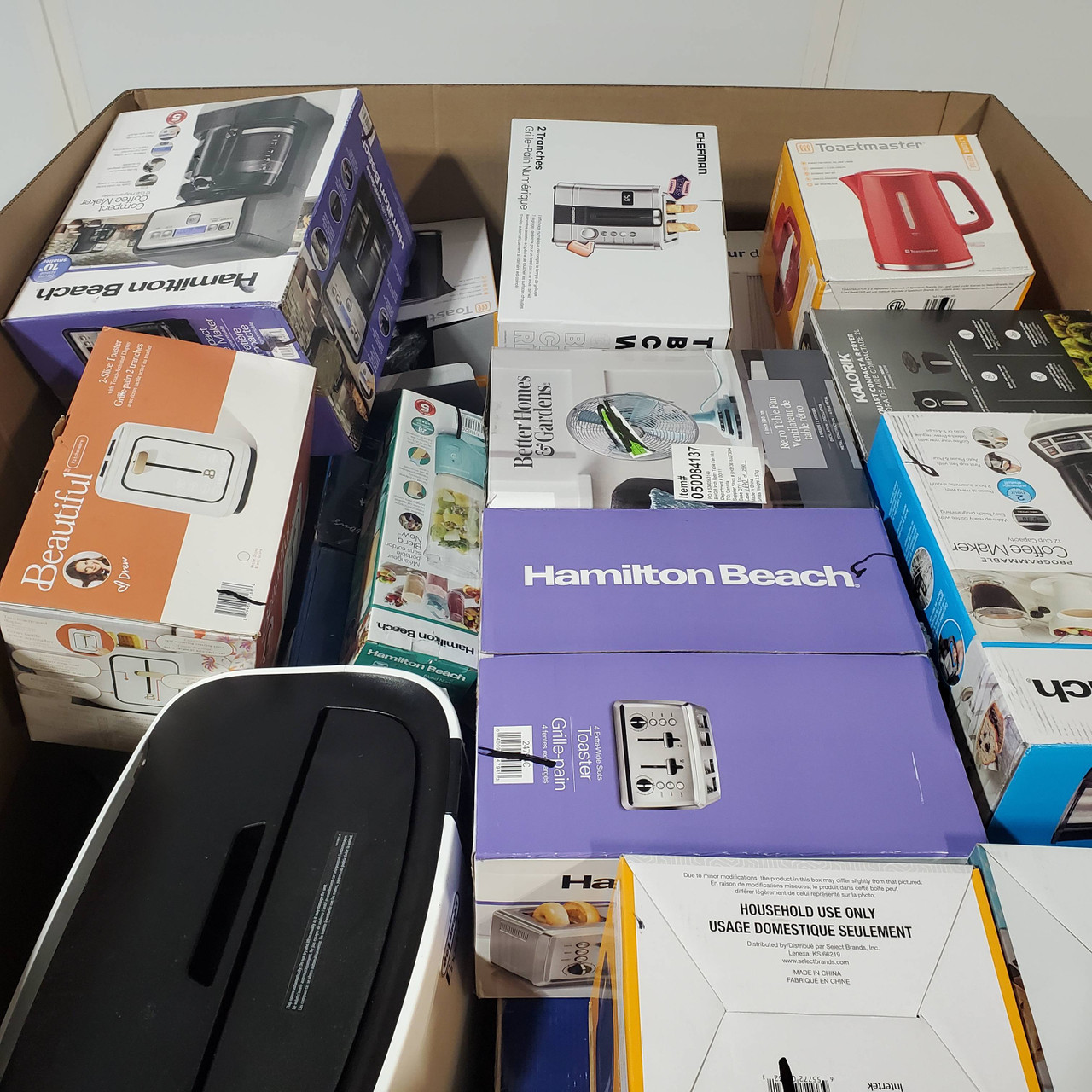 24 units of Small Appliances - MSRP $2,063 - Returns (Lot # 720823)