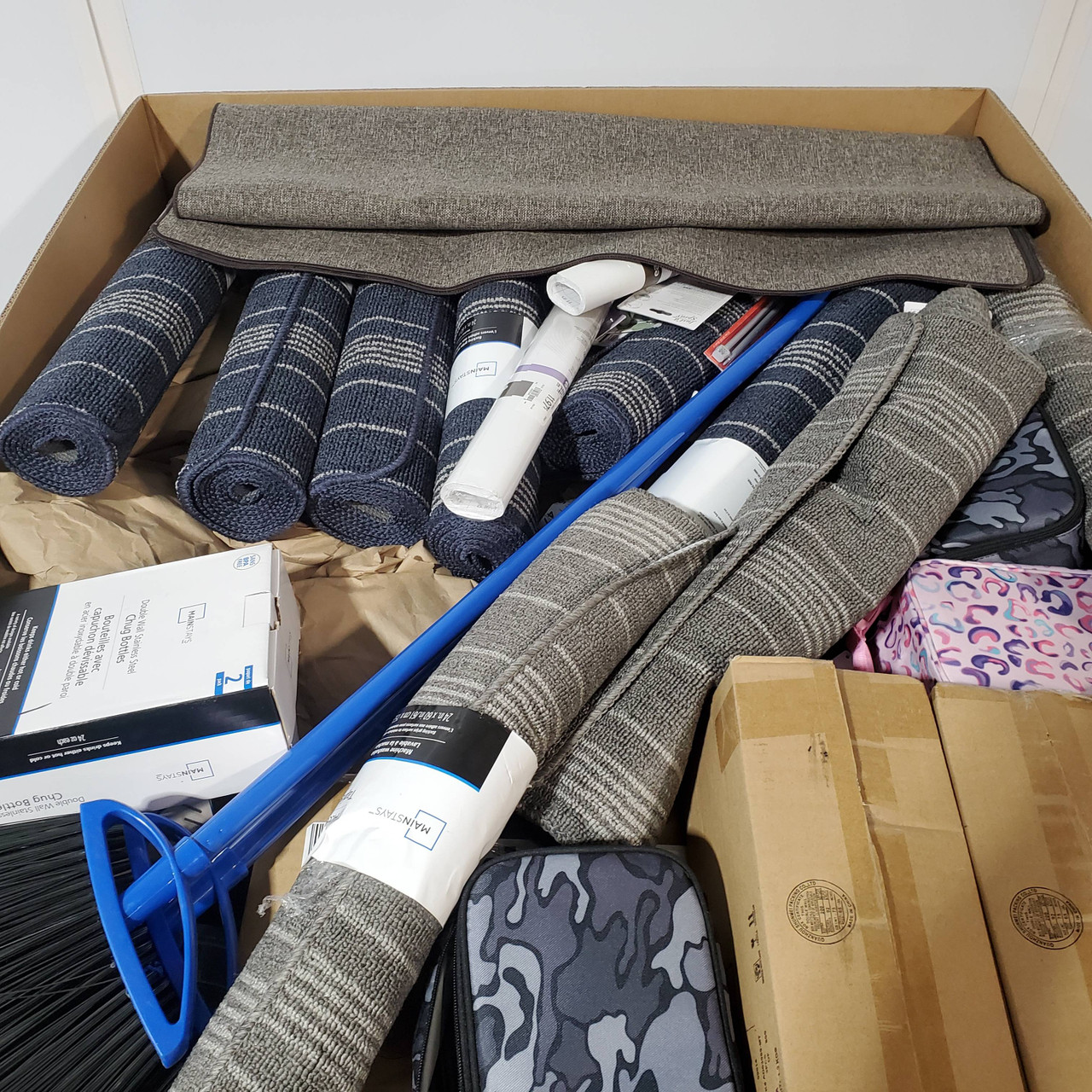 325 units of Home Products - MSRP $3,532 - Returns (Lot # 731528)