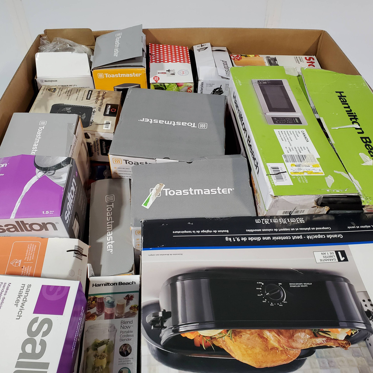 38 units of Small Appliances - MSRP $2,303 - Returns (Lot # 731629)