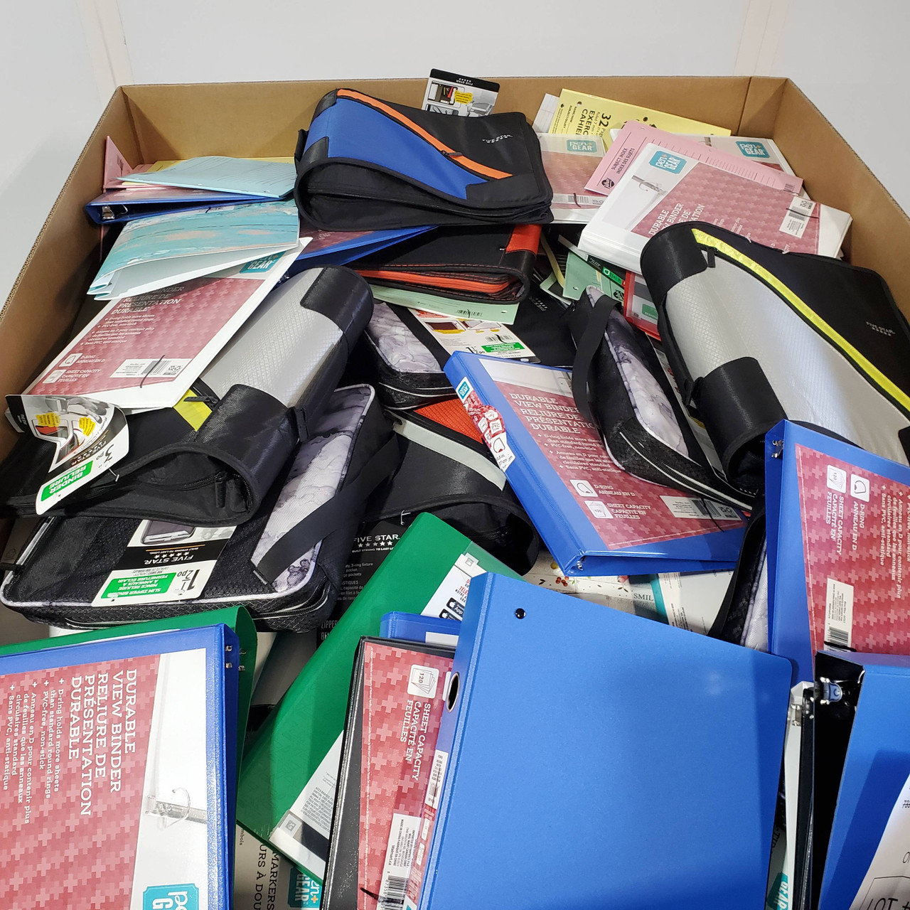 926 units of Office & School Supplies - MSRP $4,460 - Returns (Lot # 733926)