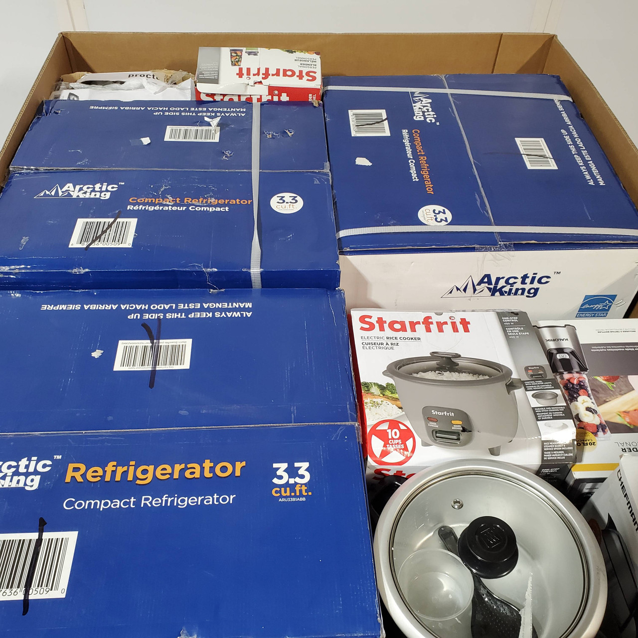 21 units of Small Appliances - MSRP $1,516 - Returns (Lot # 734136)