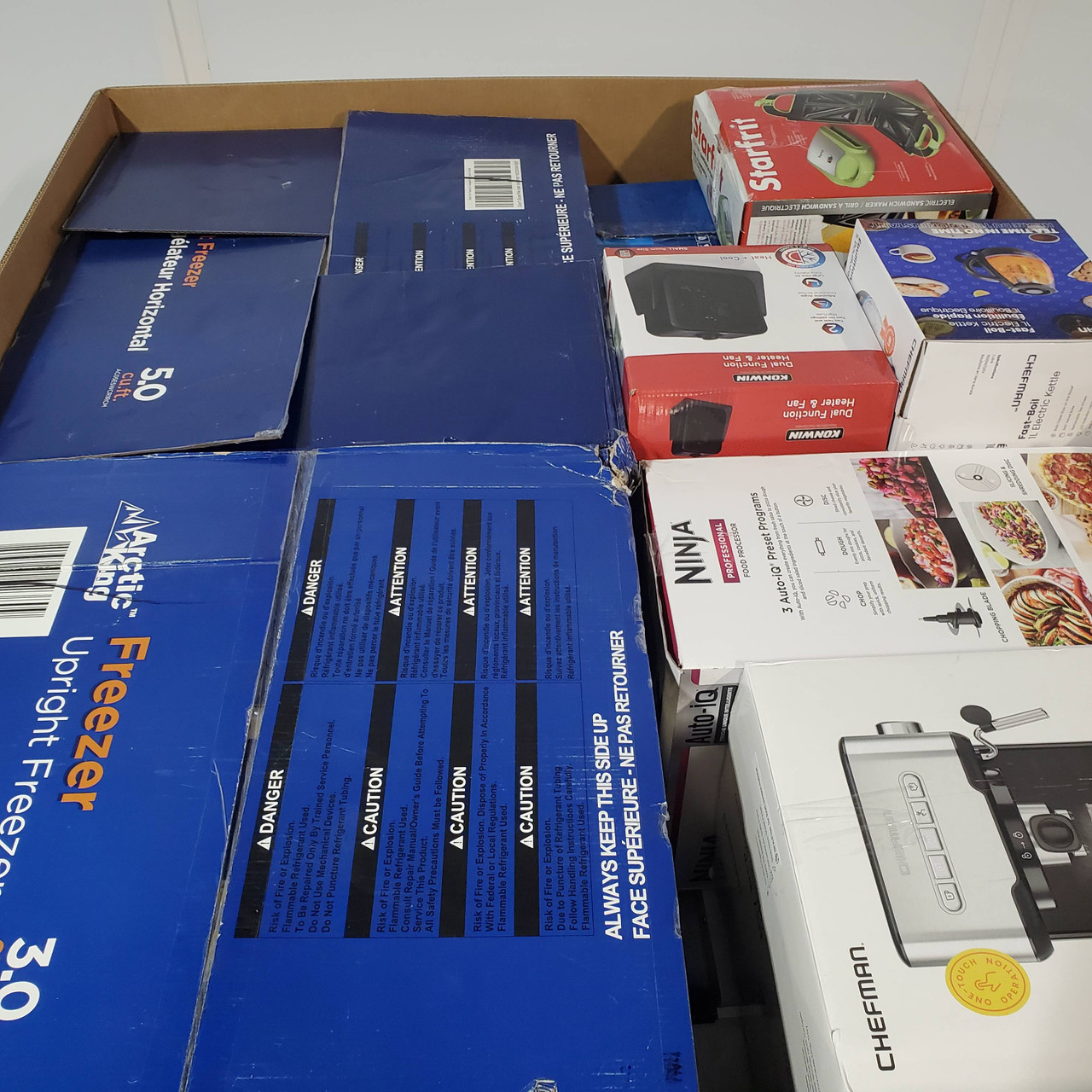 15 units of Small Appliances - MSRP $1,644 - Returns (Lot # 735820)