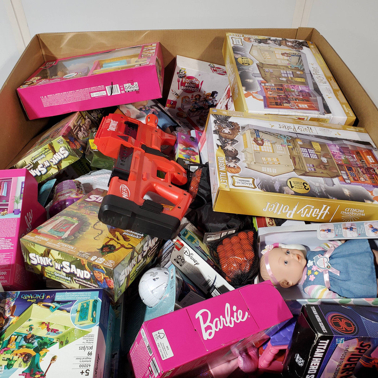 310 units of Toys - MSRP $5,112 - Returns (Lot # 740540)