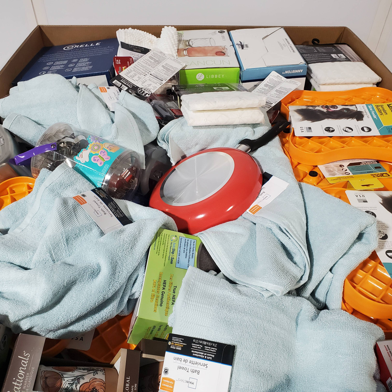 291 units of Home Products - MSRP $5,062 - Returns (Lot # 742027)
