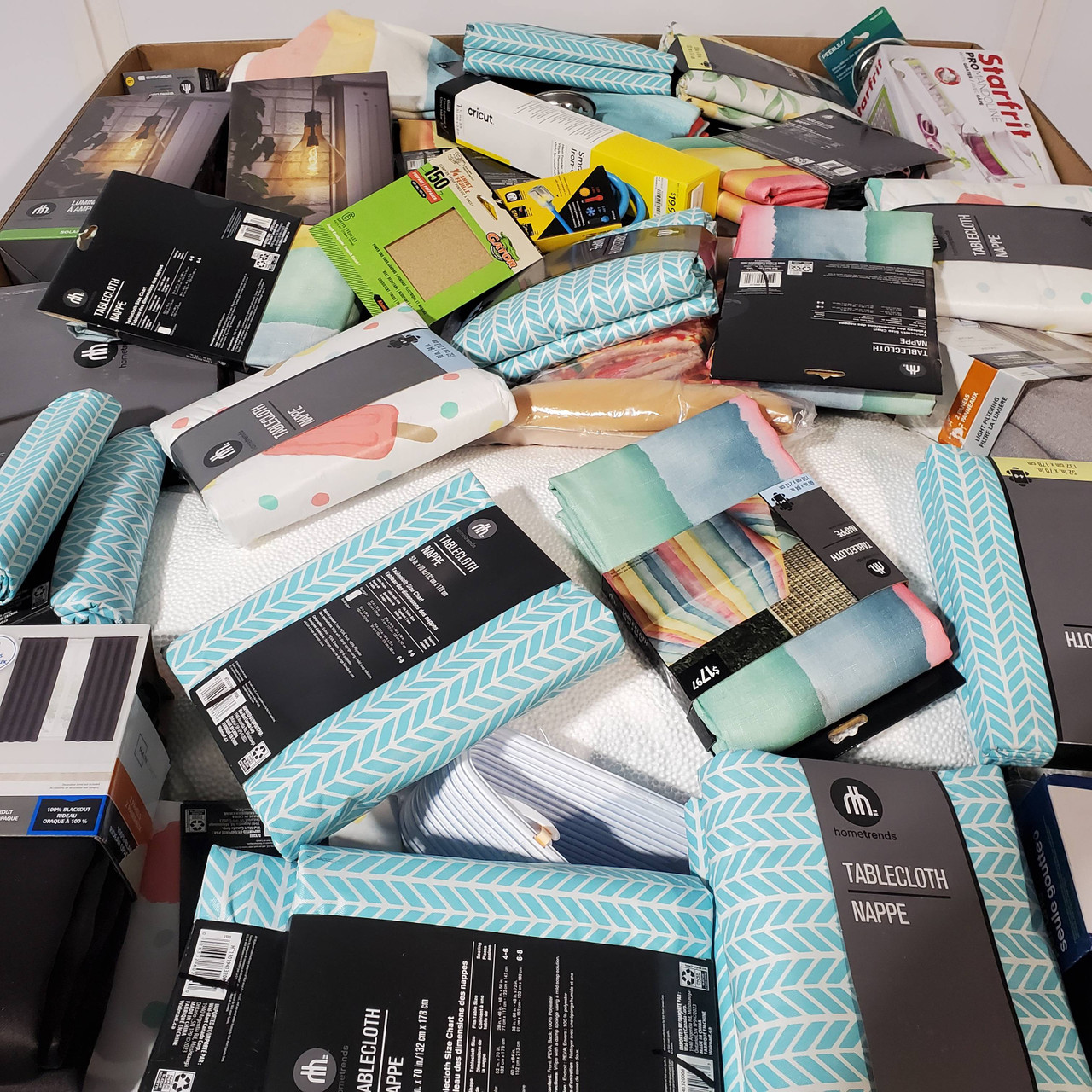 349 units of Home Products - MSRP $3,661 - Returns (Lot # 749738)