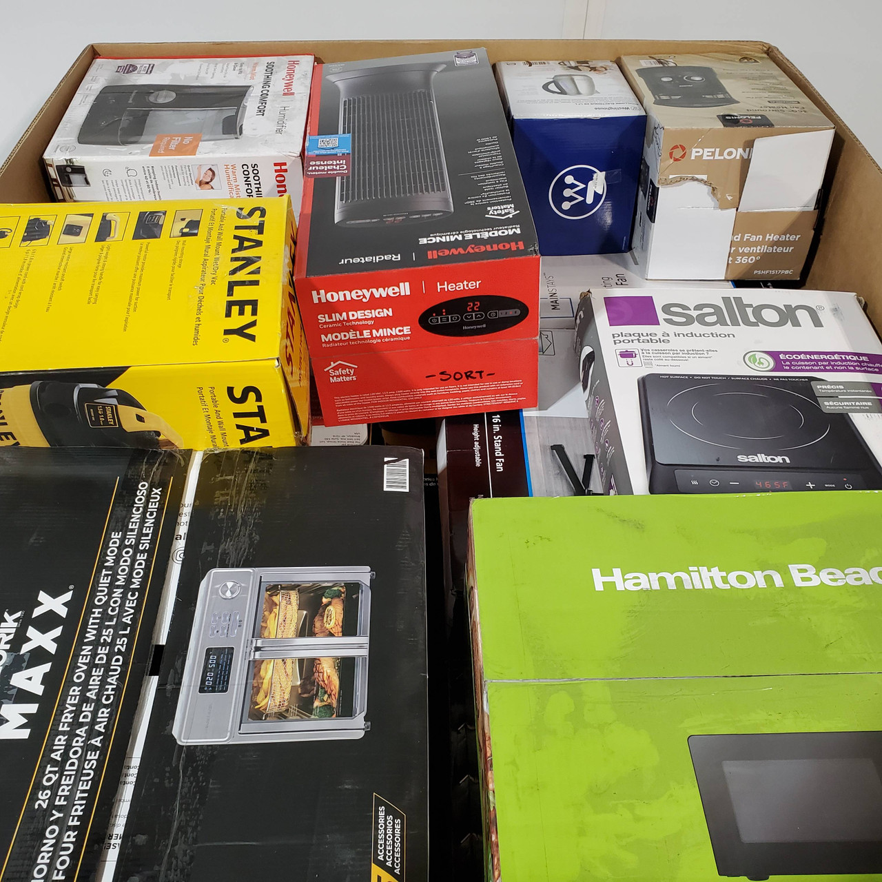 22 units of Small Appliances - MSRP $2,053 - Returns (Lot # 753936)