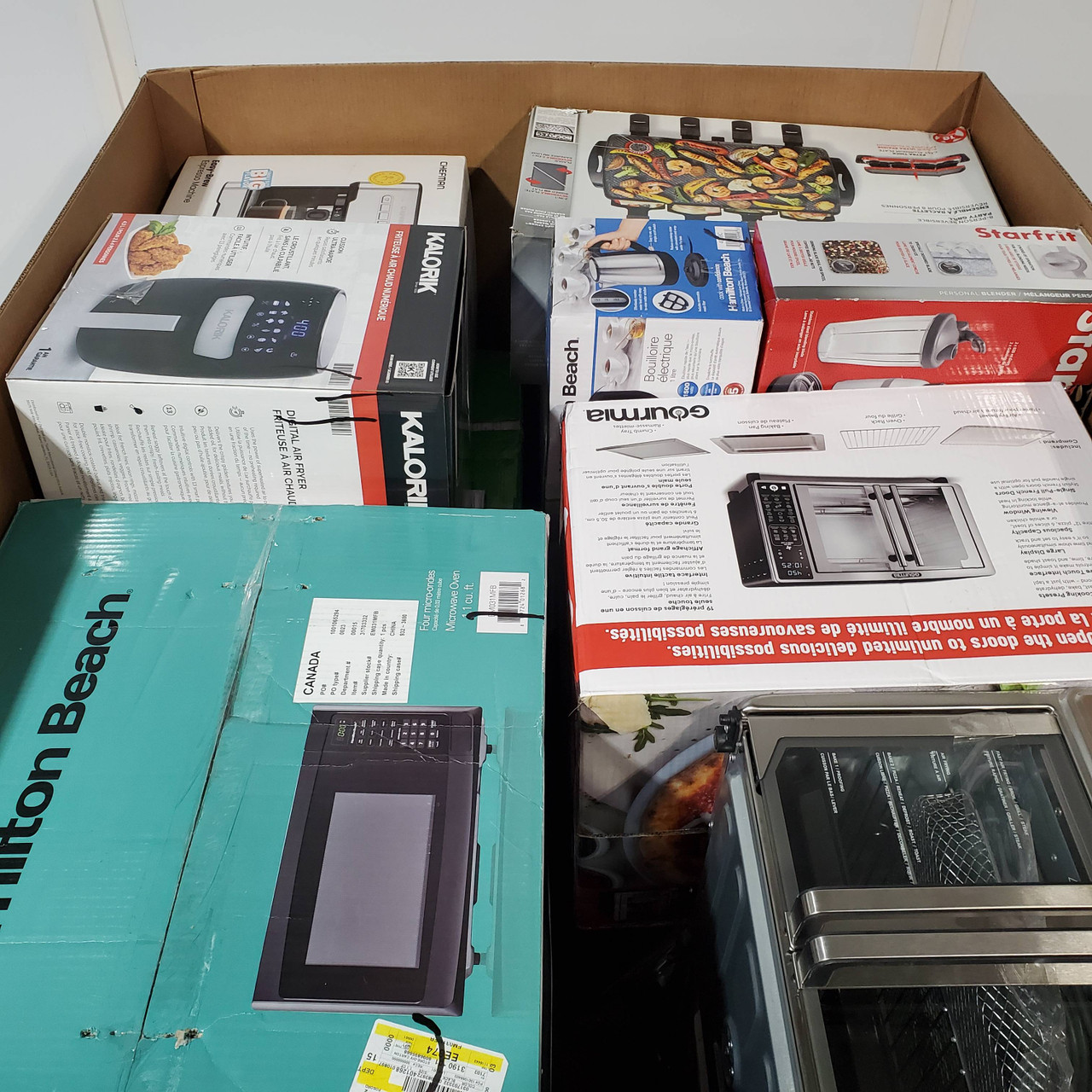 16 units of Small Appliances - MSRP $1,902 - Returns (Lot # 753942)
