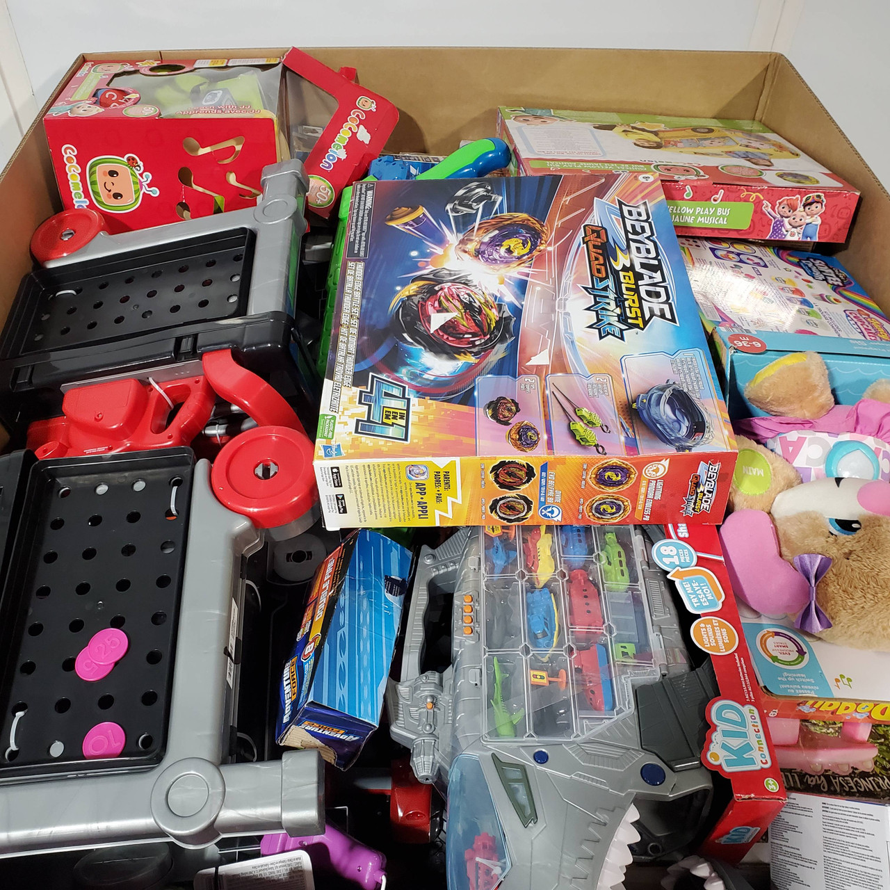 42 units of Toys - MSRP $1,692 - Returns (Lot # 754749)