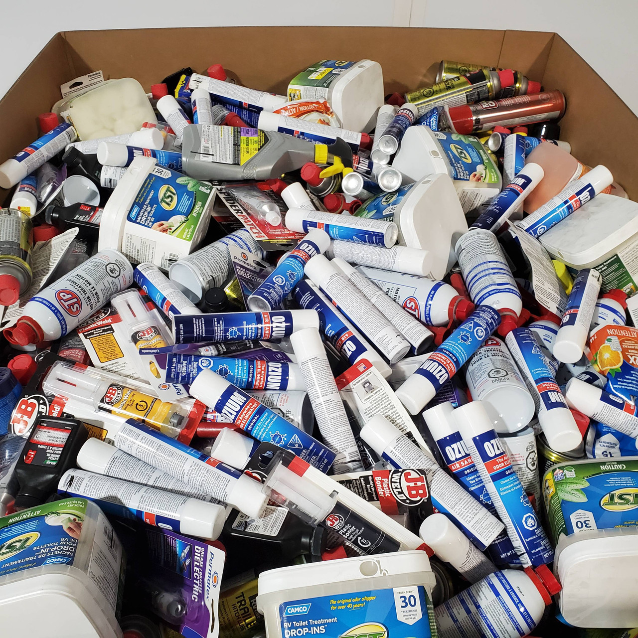 816 units of Automotive - MSRP $13,076 - Like New (Lot # 751728)