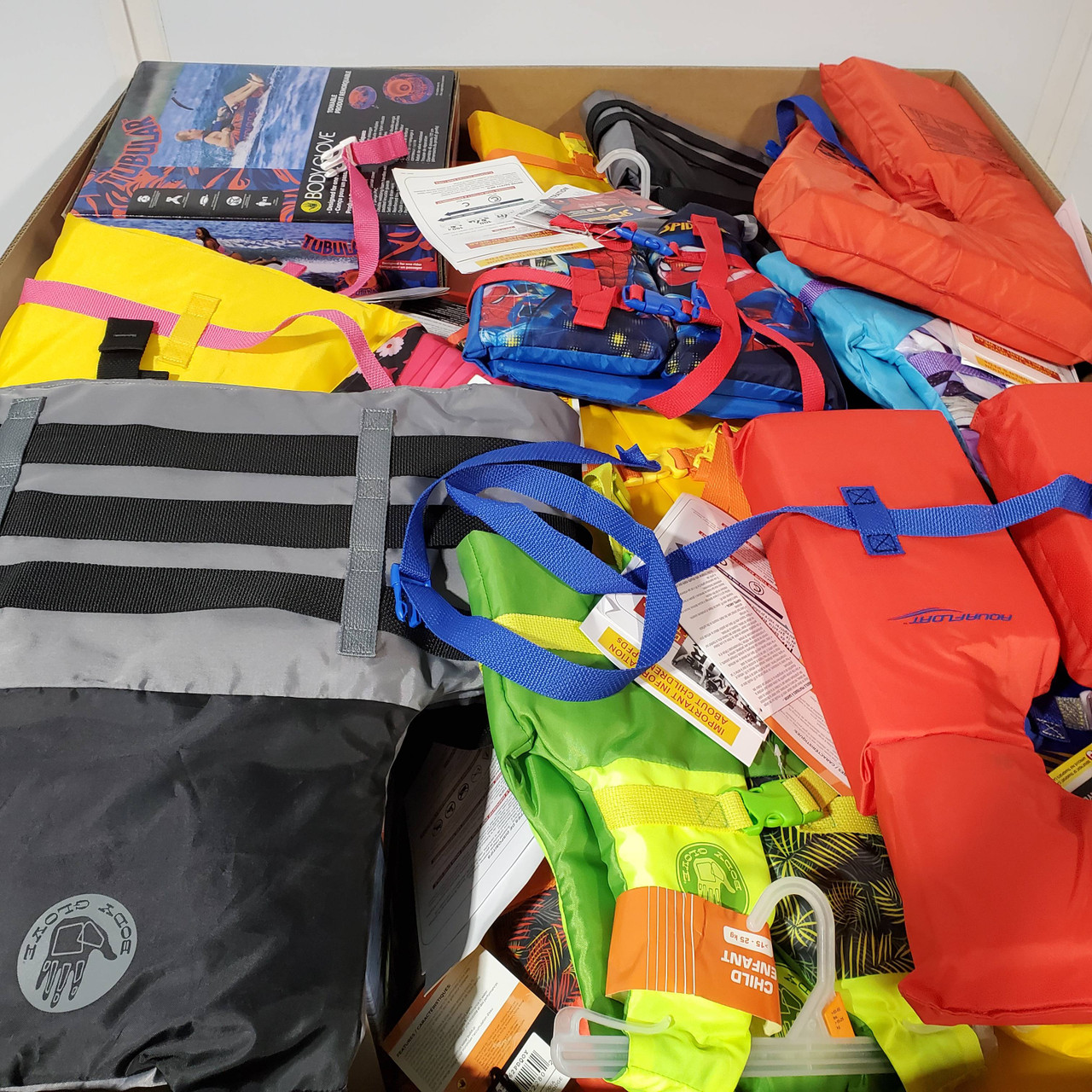 115 units of Summer Sports & Outdoor - MSRP $3,123 - Like New (Lot # 755011)