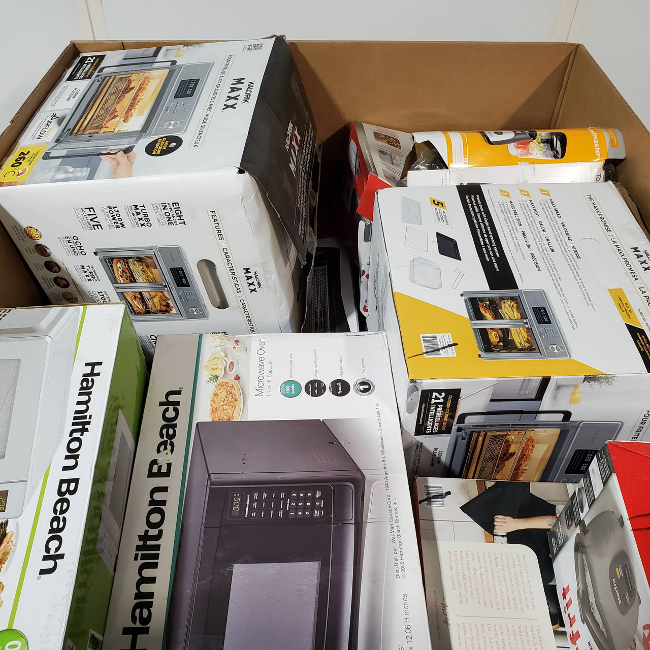 13 units of Small Appliances - MSRP $1,386 - Returns (Lot # 757530)