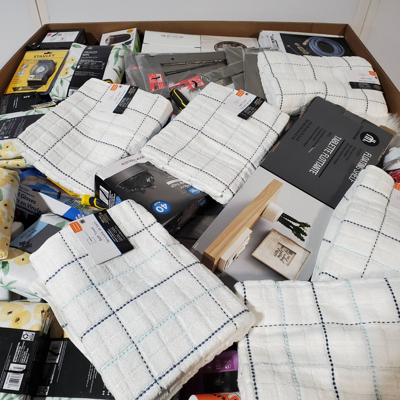 541 units of Home Products - MSRP $4,920 - Returns (Lot # 766825)