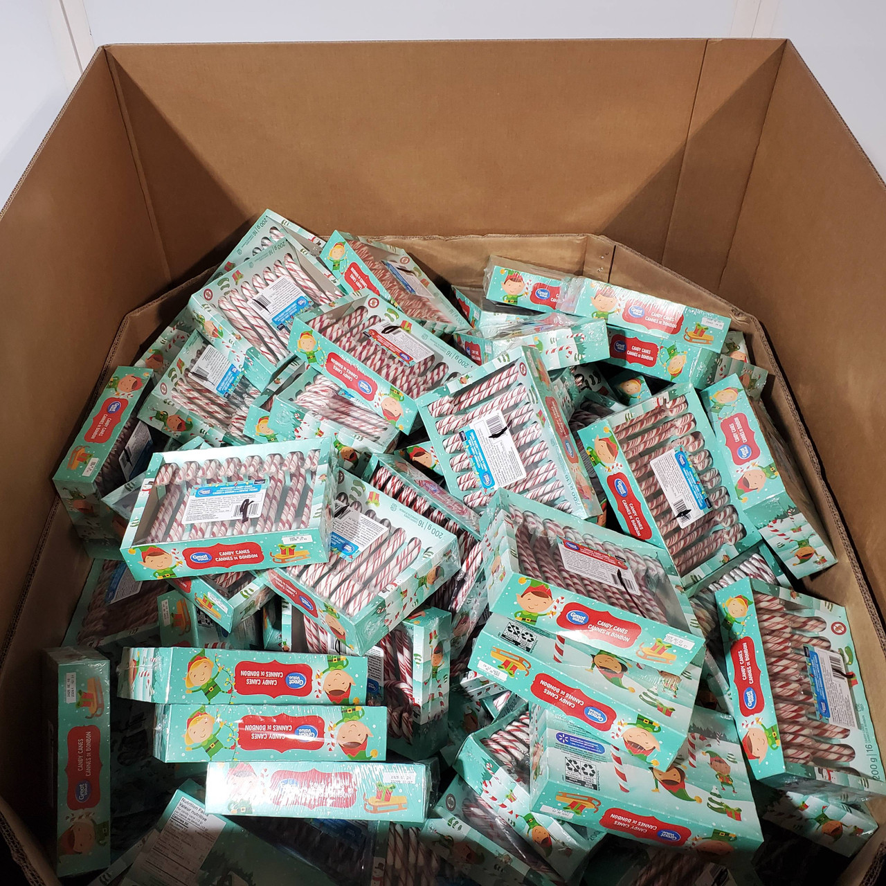 195 units of Great Value Candy Canes (Various Flavors) - MSRP $487 - Like New (Lot # 776752)