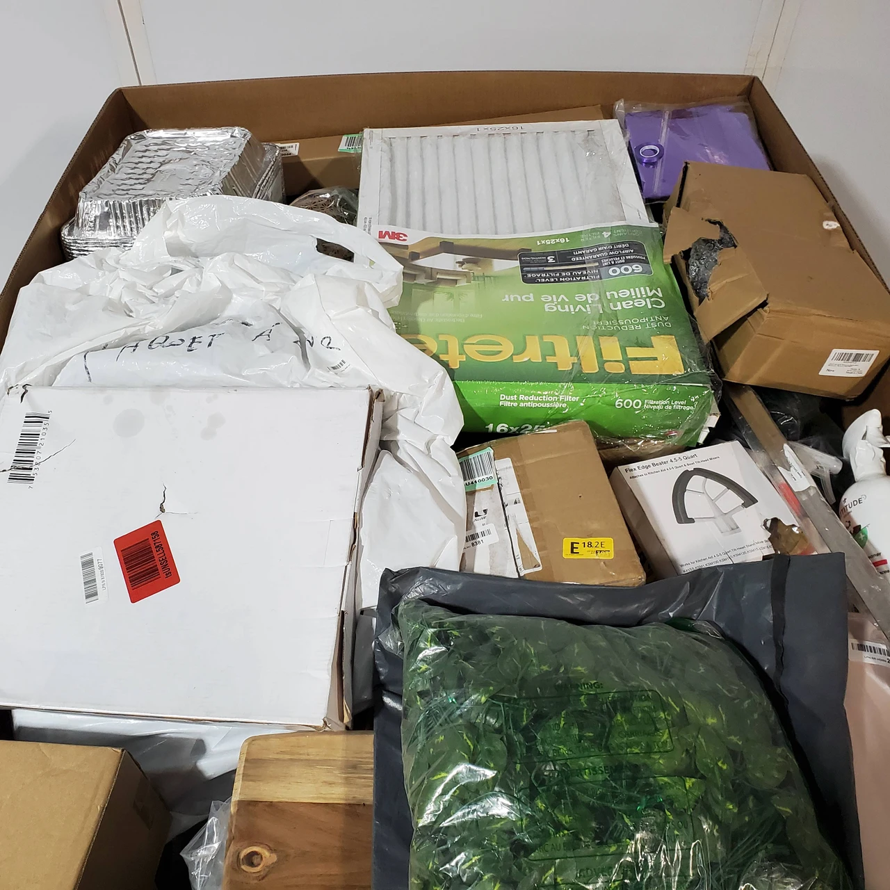 289 units of Home Products - MSRP $6,539 - Returns (Lot # 780589)