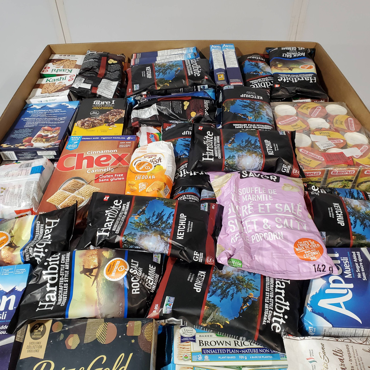 476 units of Food & Beverage - MSRP $5,435 - Like New (Lot # 783665)