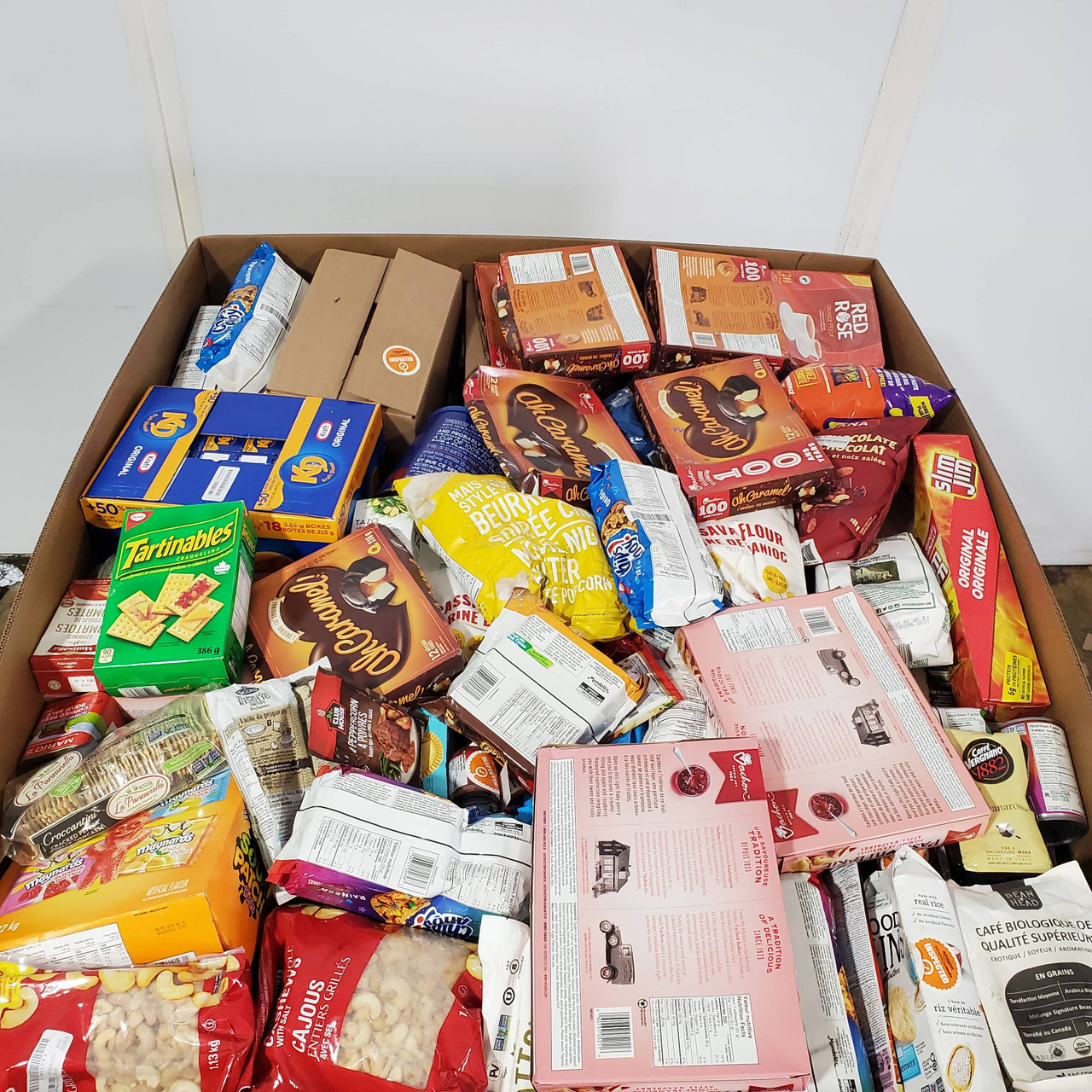 466 units of Food & Beverage - MSRP $5,929 - Like New (Lot # 789664)
