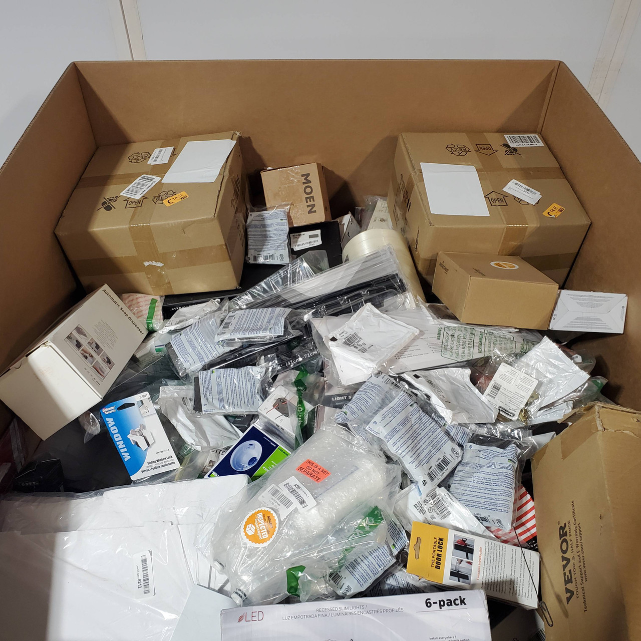390 units of Building Supplies - MSRP $12,708 - Returns (Lot # 793841)