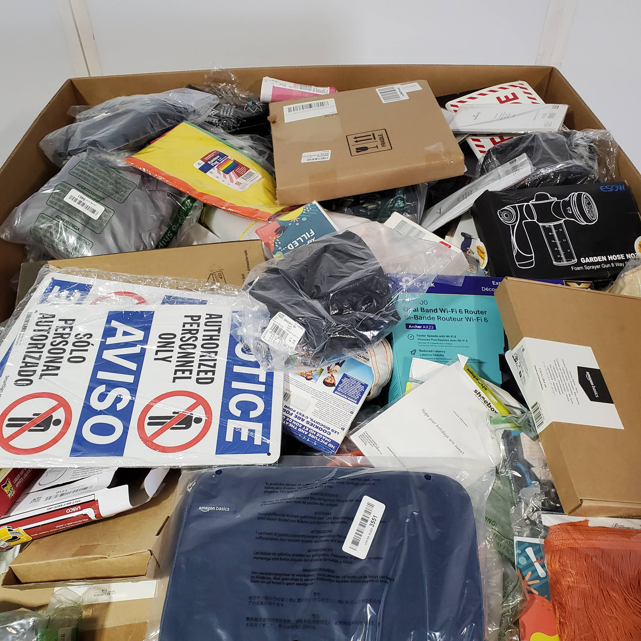 PUMA キング アルティメット HG/AG 27.5CM 6174 units of AMZ General Merchandise - MSRP $214,115