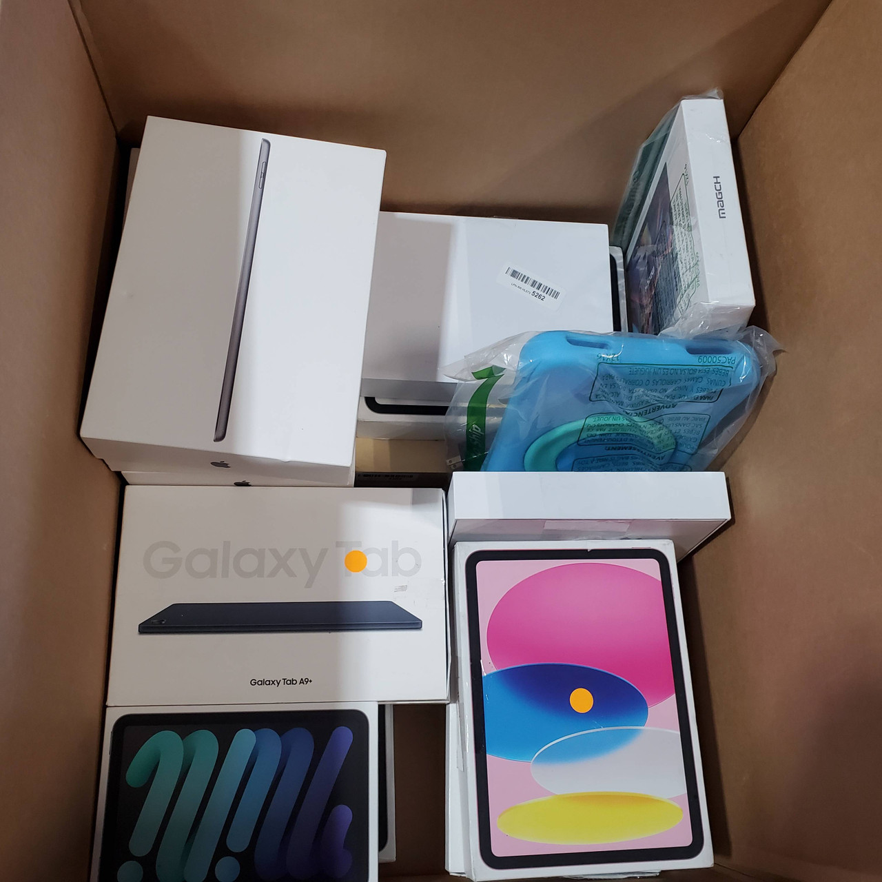 20 units of Tablets - MSRP $8,656 - Returns (Lot # 802912)