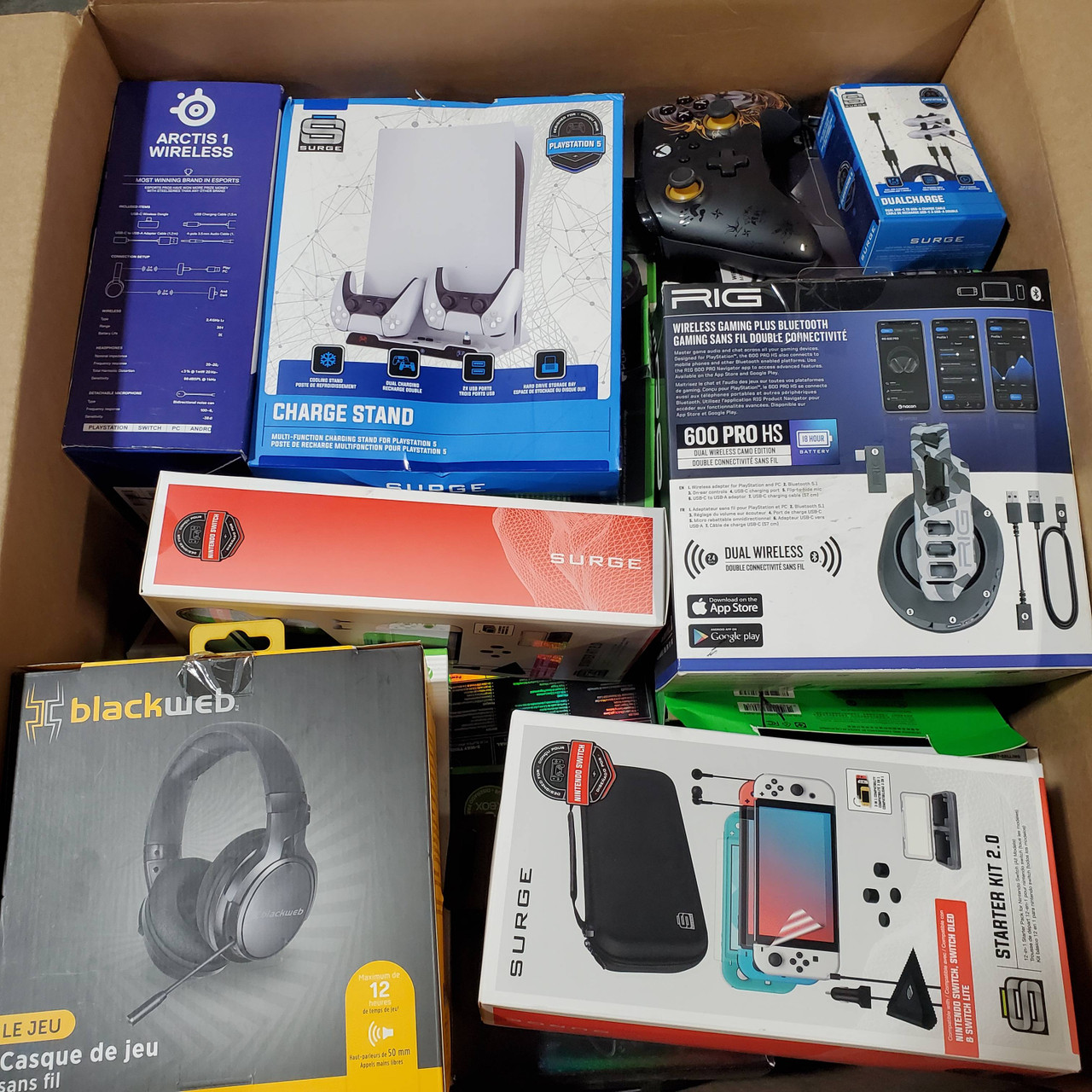 35 units of Gaming Accessories - MSRP $2,363 - Returns (Lot # 810907)
