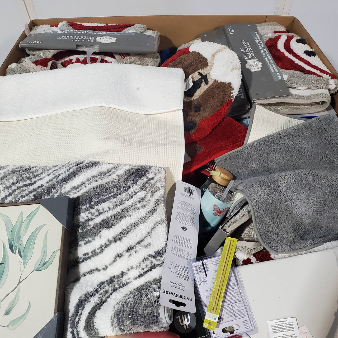 159 units of Home Products - MSRP $3,074 - Returns (Lot # 814250)