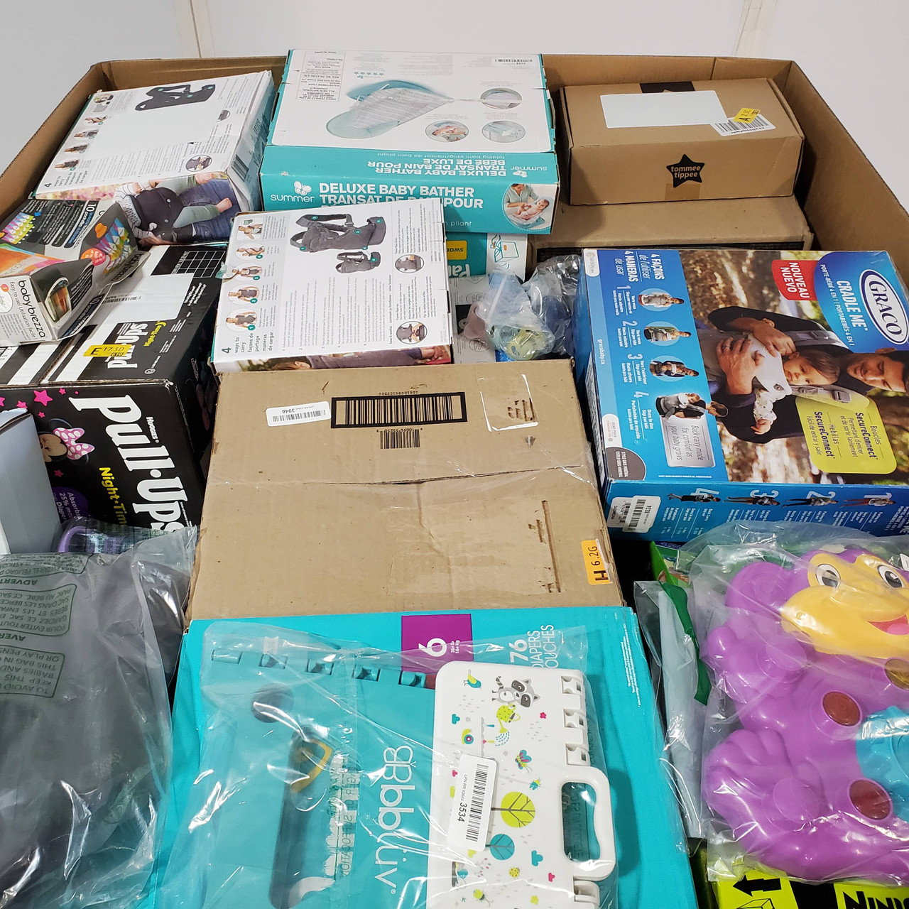 231 units of Baby Products MSRP $6,673 Returns (Lot 8152112