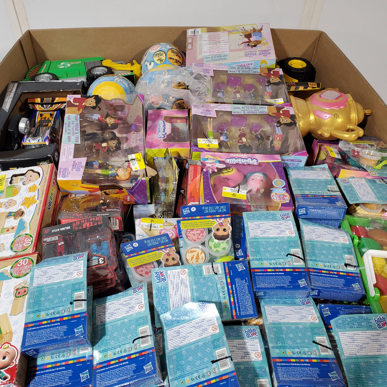 340 units of Toys - MSRP $6,193 - Returns (Lot # 819929)