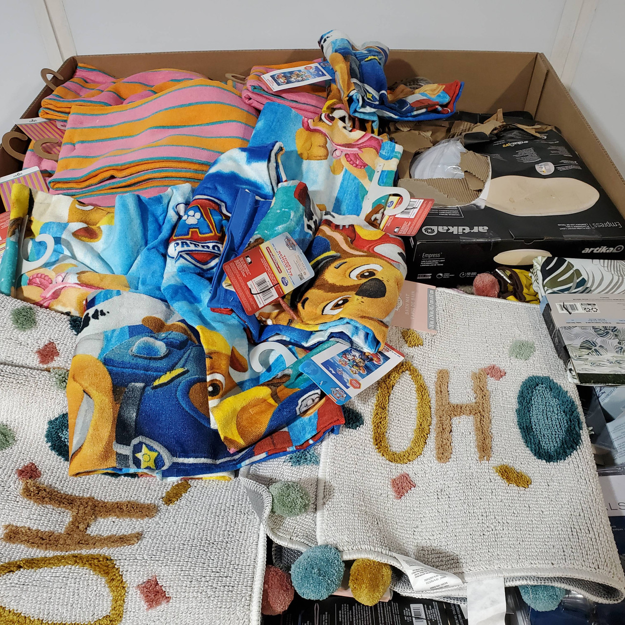 400 units of Home Products MSRP 4,259 Returns (Lot 822457