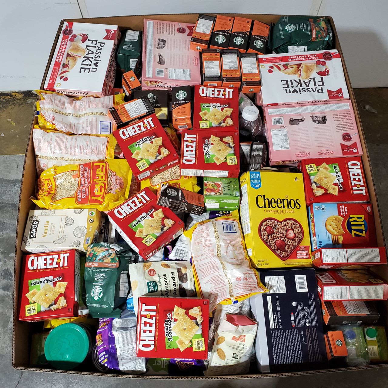 476 units of Grocery - MSRP $4,391 - Like New (Lot # 830374)