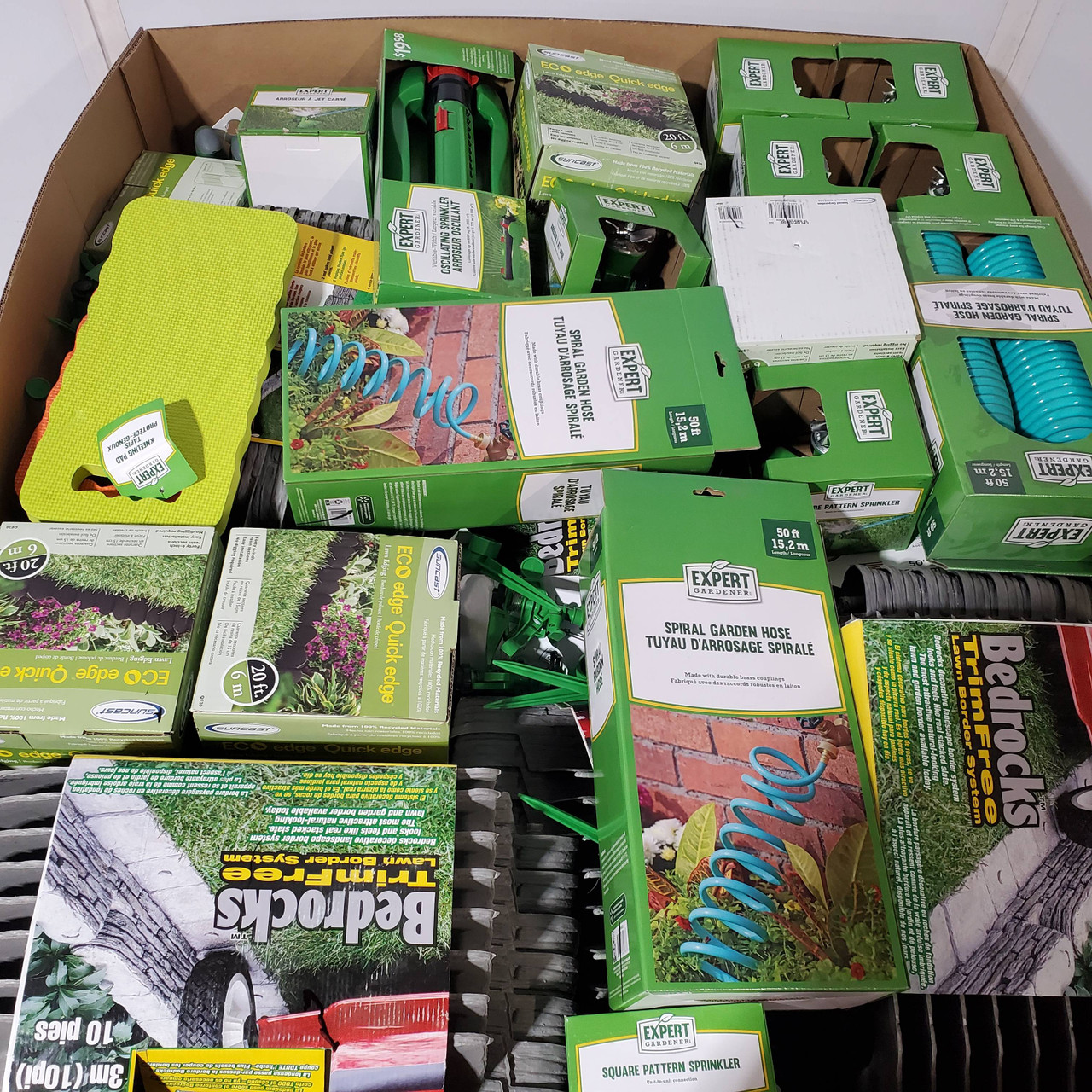 123 units of Garden & Accessories - MSRP $2,765 - Returns (Lot # 840141)