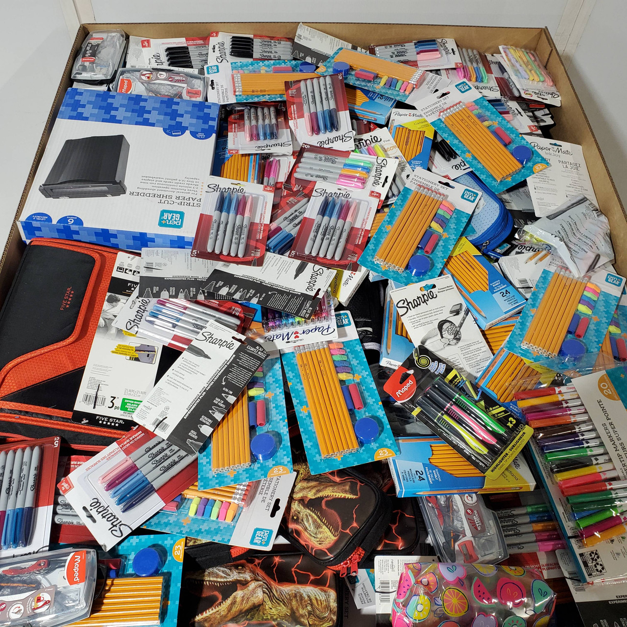 1173 units of Office & School Supplies - MSRP $7,209 - Returns (Lot # 841718)