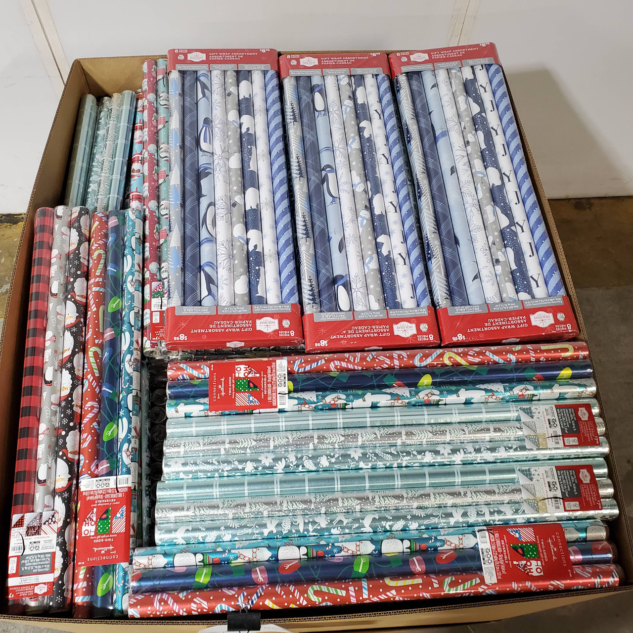 720 units of Wrap Paper Roll - MSRP $2,954 - Like New (Lot # 851218)