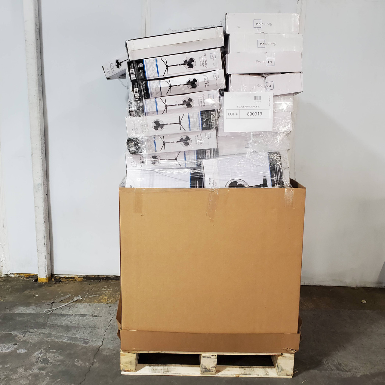 77 units of Fans - MSRP $1,688 - Salvage (Lot # 890919)