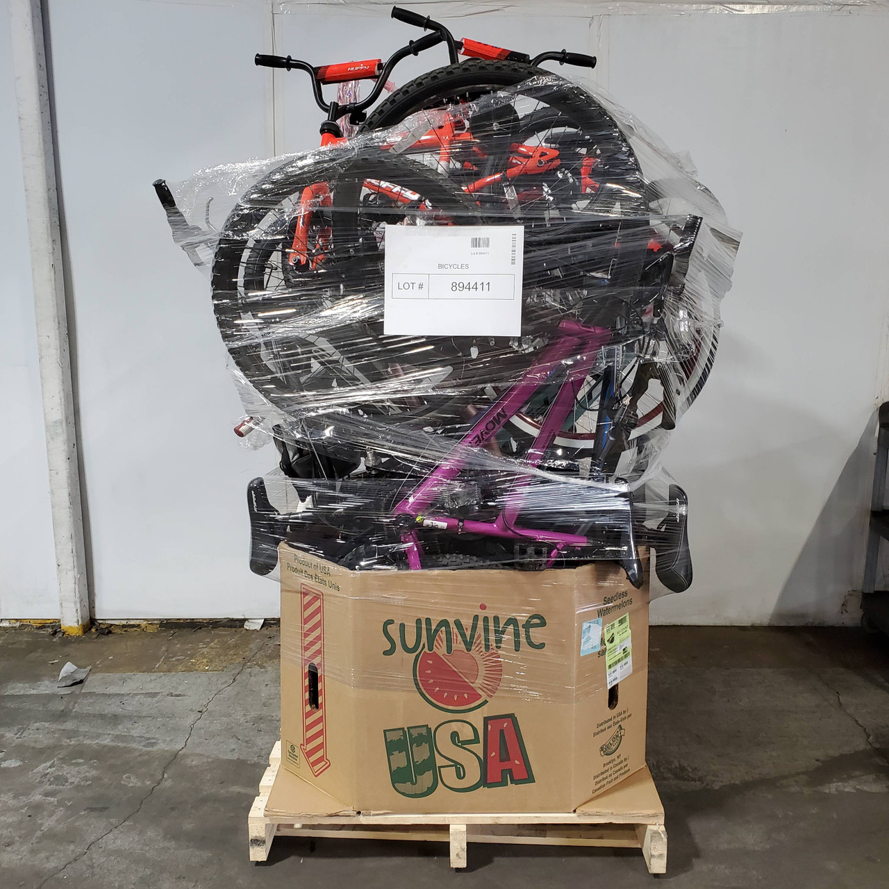 11 units of Bicycles - MSRP $1,818 - Returns (Lot # 894411)